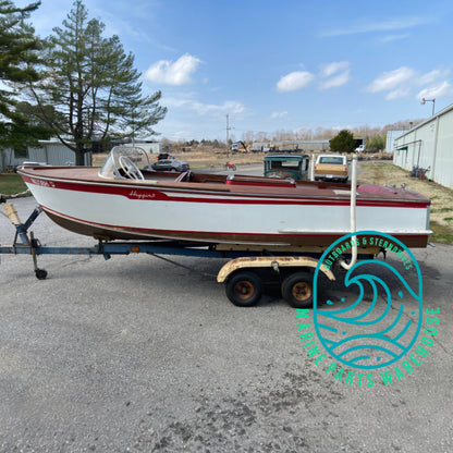 1954 HIggins 17' Runabout Boat