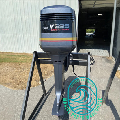 1999 Yamaha 225 HP 6-Cylinder EFI 2-Stroke 30" (XXL) Outboard Motor
